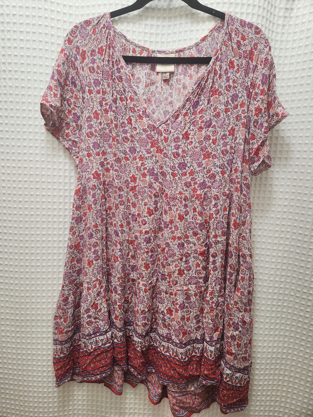 Knox Rose Red and Purple Floral V-Neck Mini Dress